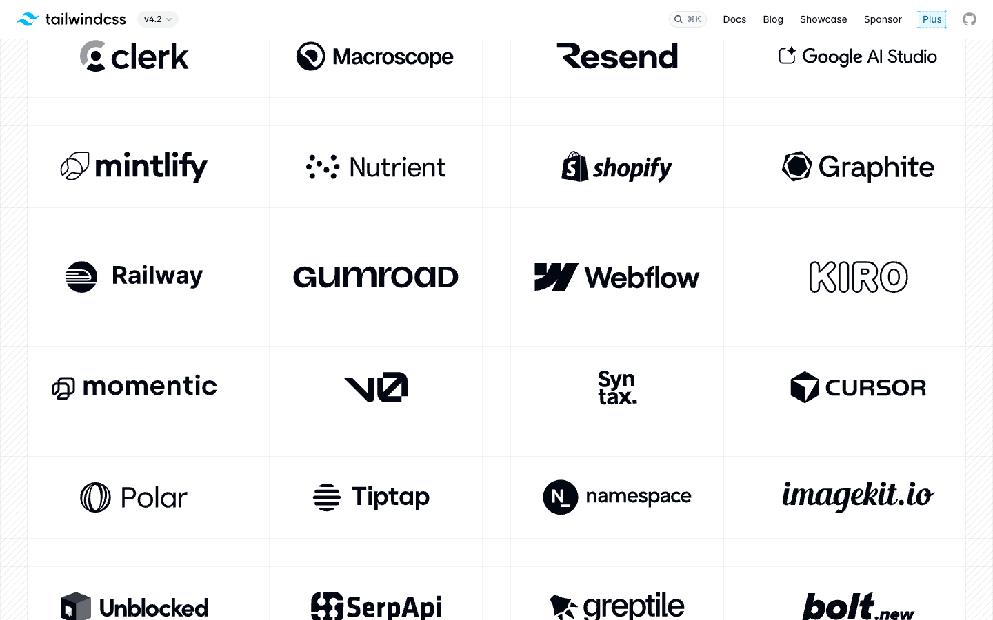 Tailwind CSS lower page